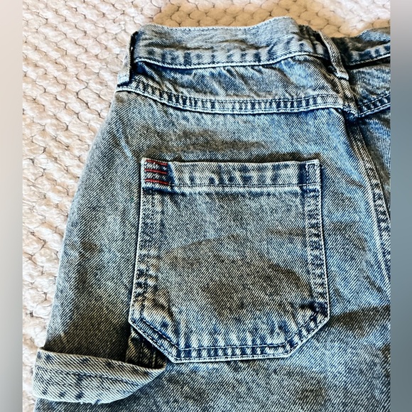 Light blue shorts - Picture 6 of 6